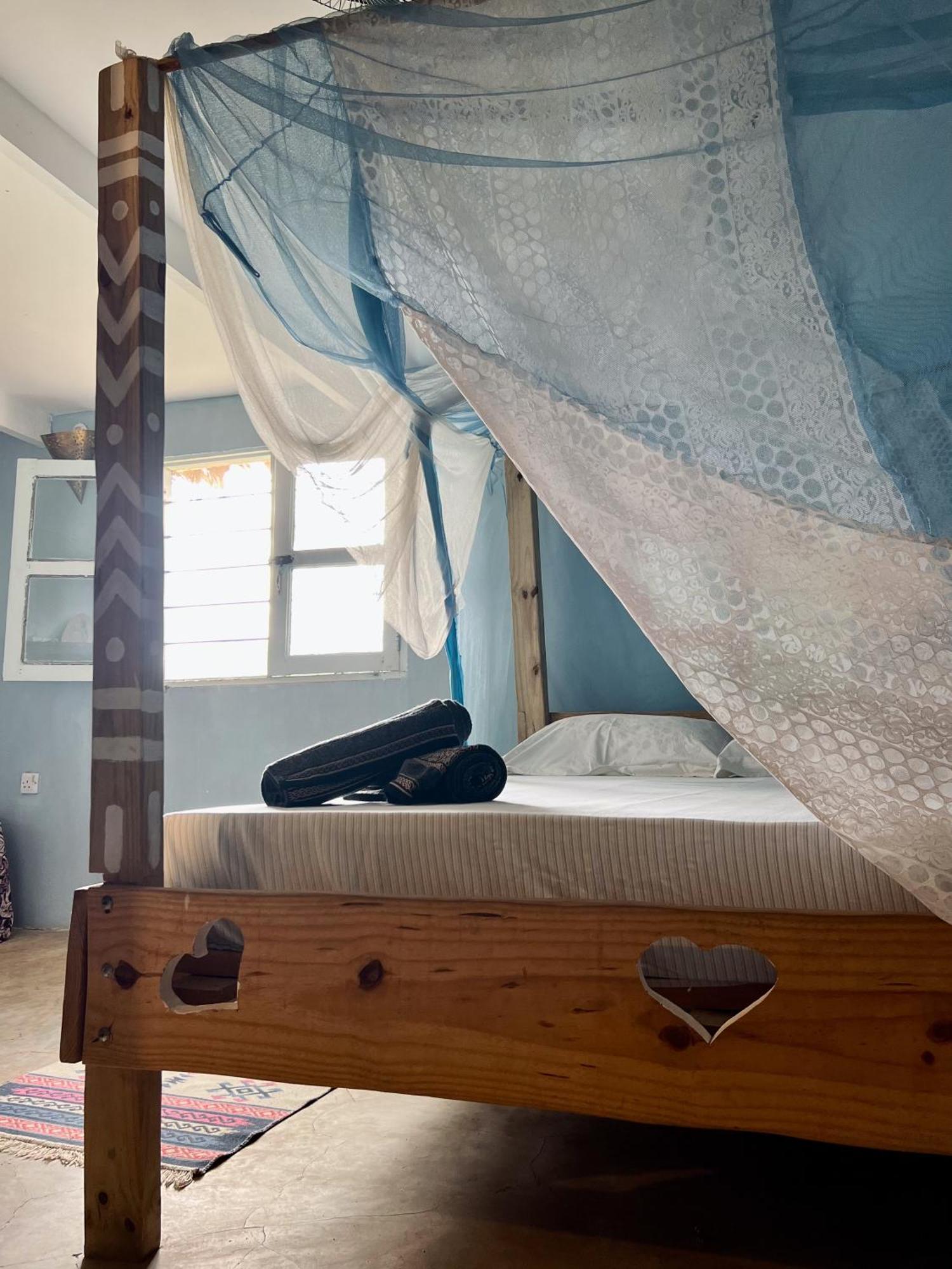 Mawingu Lodge 키짐카지 외부 사진