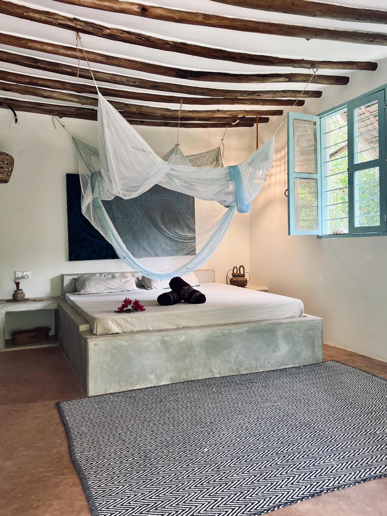Mawingu Lodge 키짐카지 외부 사진